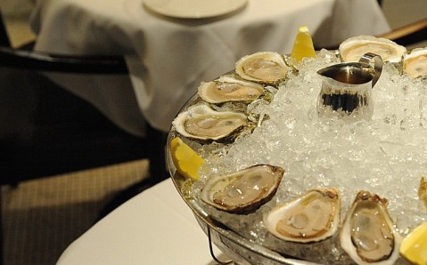 Luke's Oyster Bar & Chop House