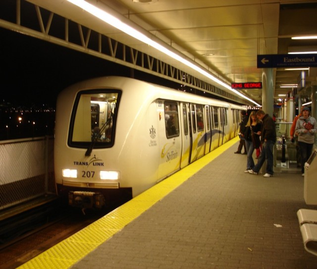 Guia de Metro de Vancouver - cálculo de rota, mapa, bilhetes, preços.